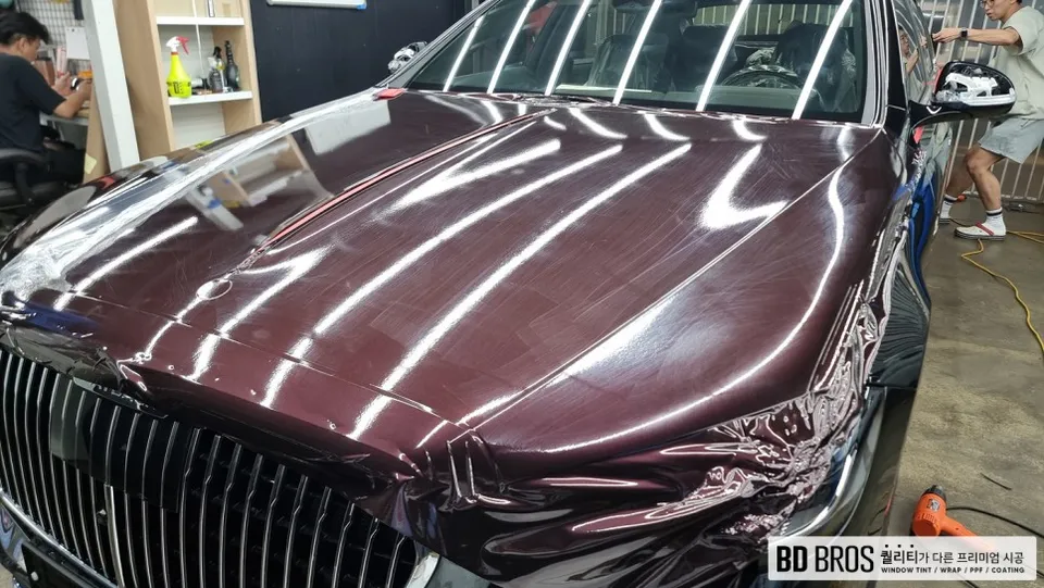 Mercedes-Benz Maybach S580のカーラッピング事例|費用目安・仕上がり 施工写真 4-2