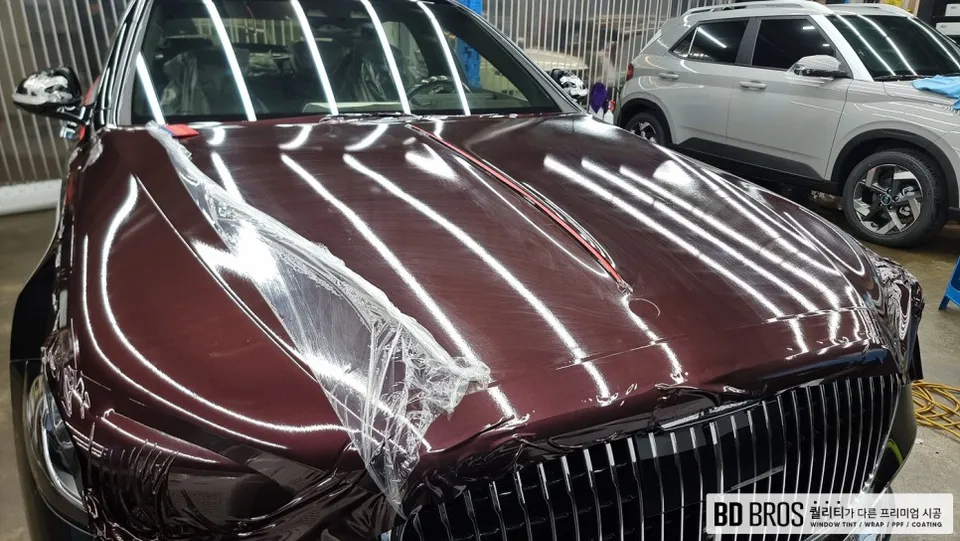 Mercedes-Benz Maybach S580のカーラッピング事例|費用目安・仕上がり 施工写真 1-3