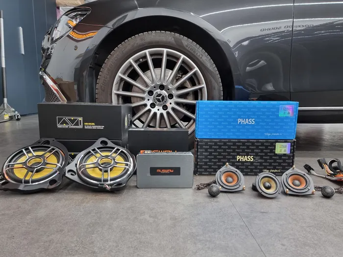 Mercedes-Benz E-Class W213 car audio - Mercedes-Benz E-Class W213 Audio Upgrade Review photo 4