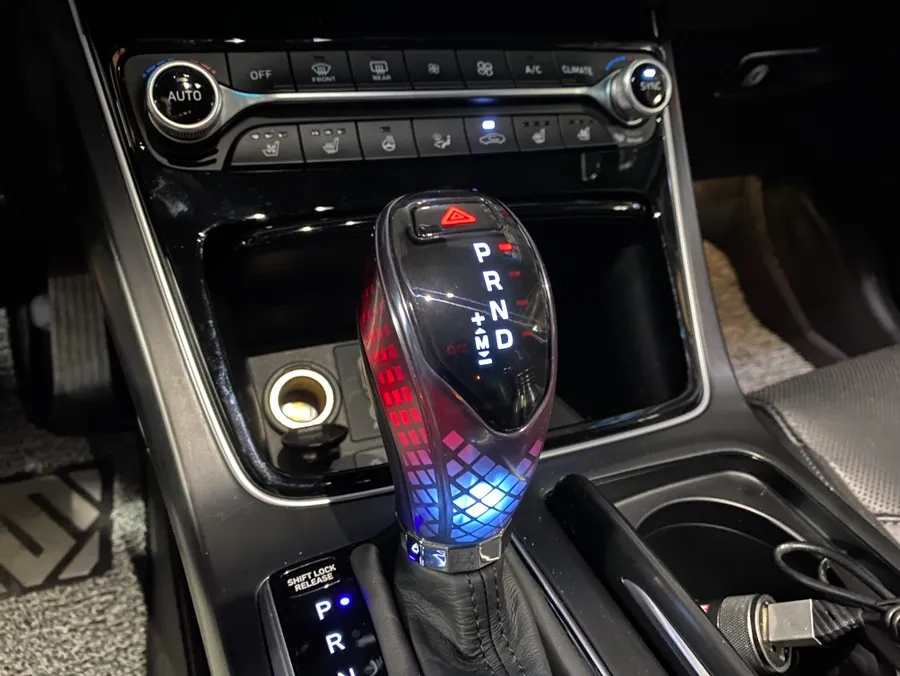 Hyundai Grandeur IG ambient lighting - Hyundai Grandeur IG Ambient Lighting Review — Cost & Results photo 4
