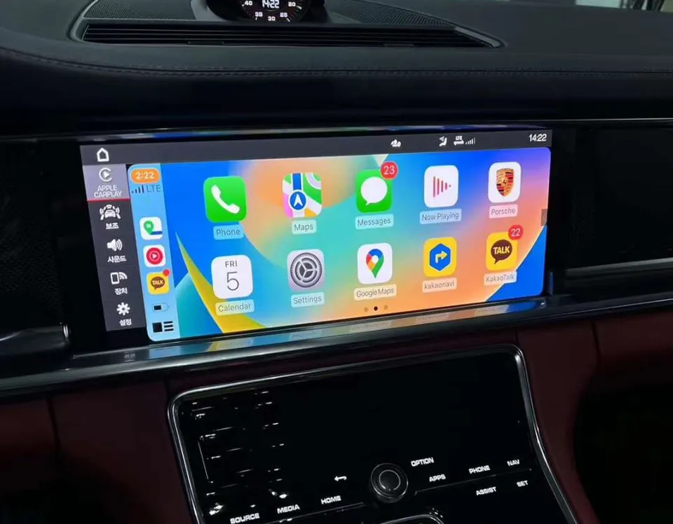 Porsche CayenneのAndroid Auto・CarPlay取付事例 写真