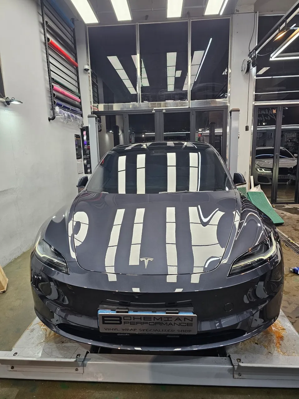 Tesla Model 3のカーフィルム施工事例｜費用目安・仕上がり 写真