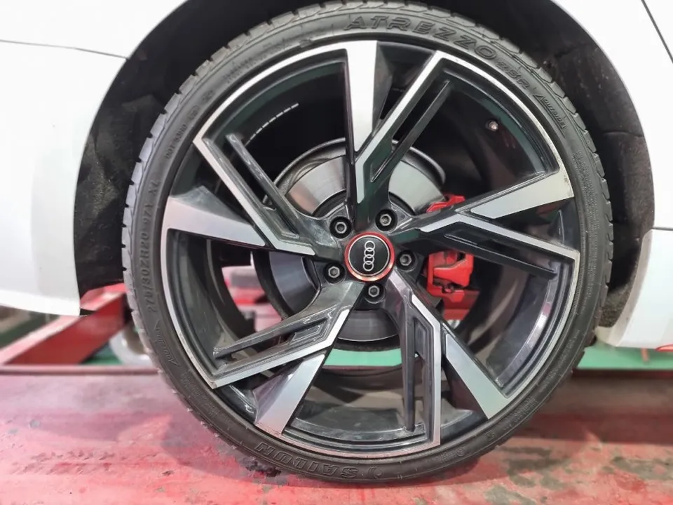 Audi S5 wheel repair - Audi S5 Wheel Repair & Painting Review — Under $40 Installation photo 4