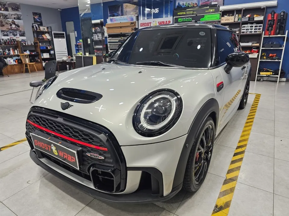 MINI Coupeのカーラッピング事例｜費用目安・仕上がり 施工写真 1-1