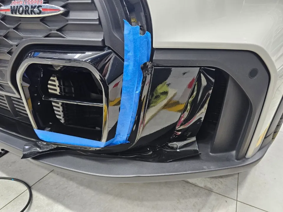 MINI Coupeのカーラッピング事例｜費用目安・仕上がり 施工写真 3-2