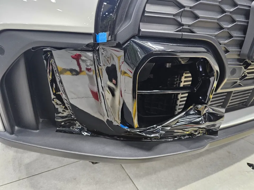 MINI Coupeのカーラッピング事例｜費用目安・仕上がり 施工写真 1-3