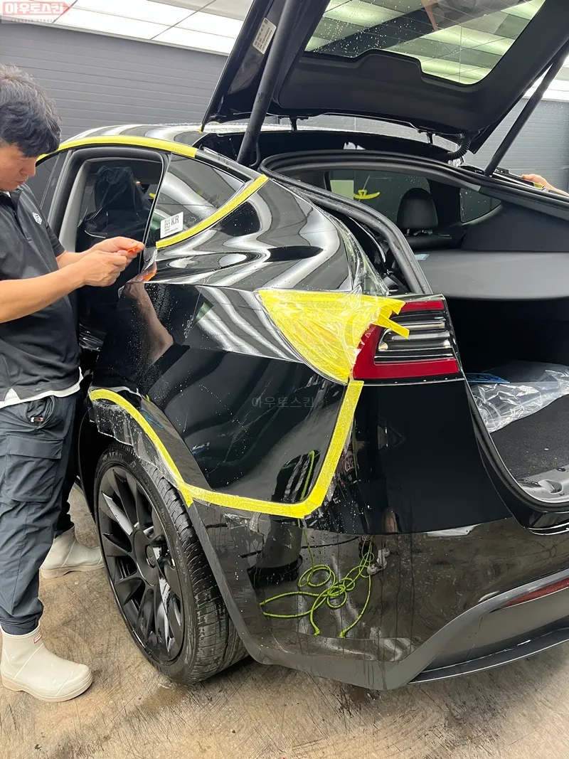 Tesla Model Y ppf - Tesla Model Y PPF Review: Flawless Installation in Gwangju photo 5