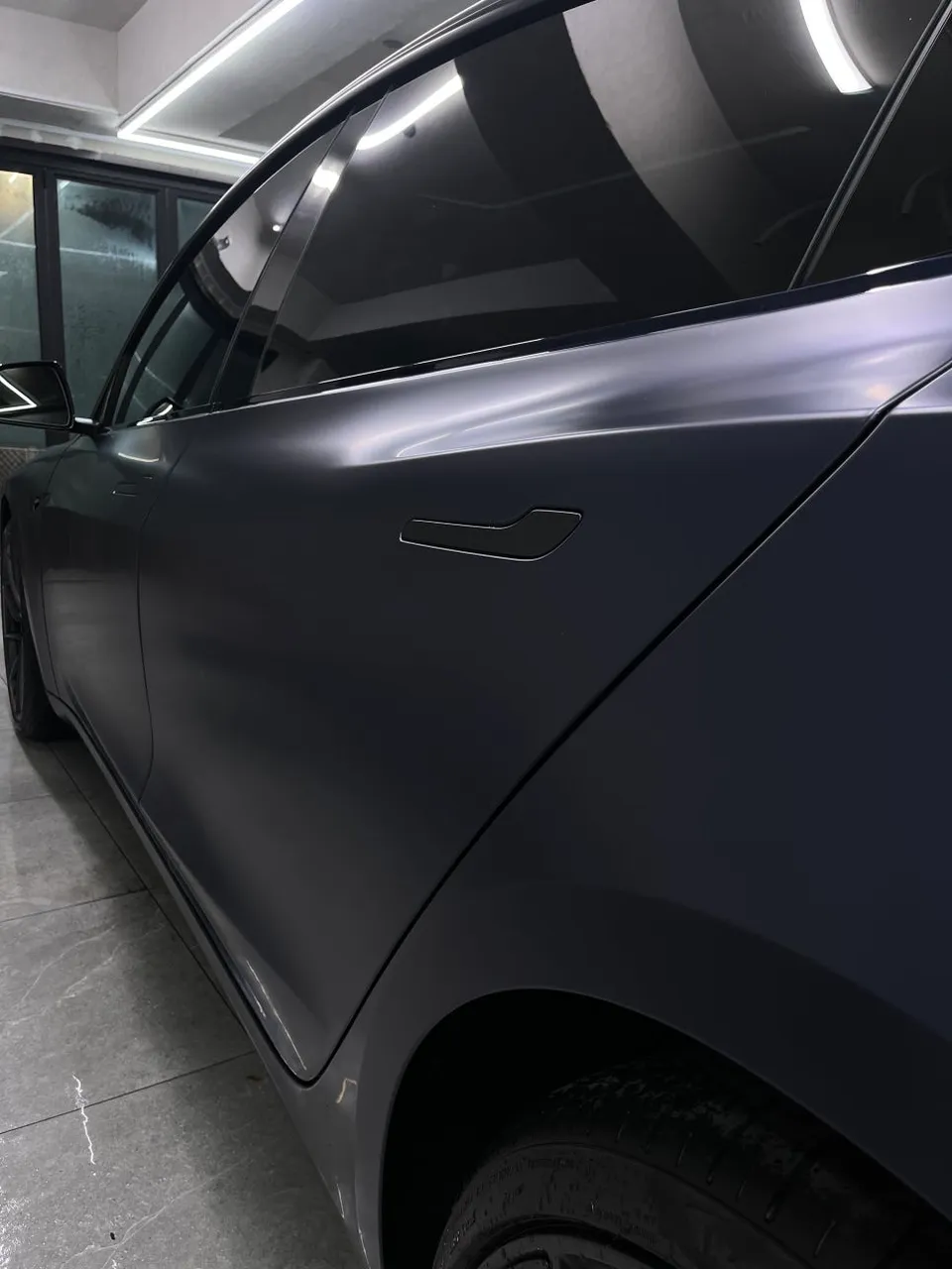 TeslaのPPF施工事例 施工写真 1-2