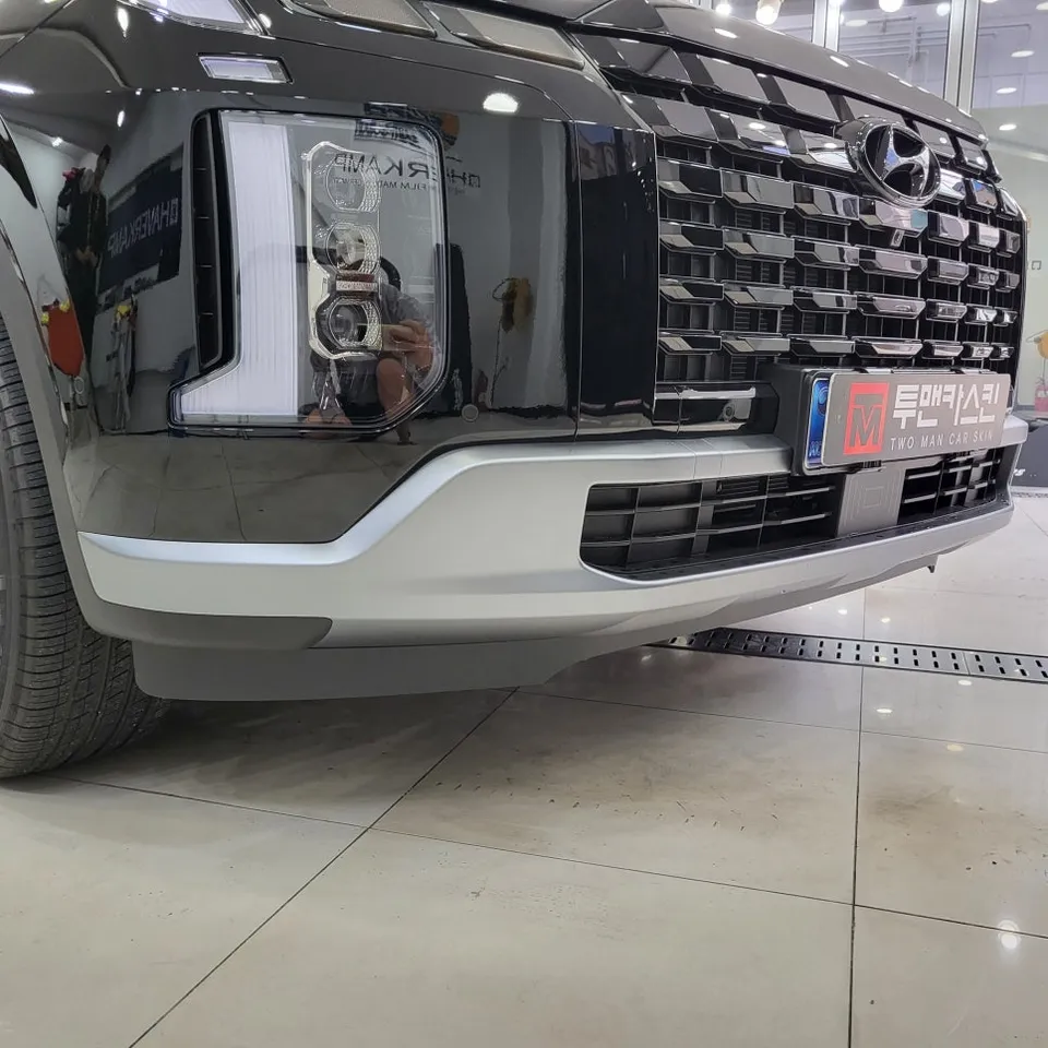 Hyundai Palisadeのカーラッピング事例｜費用目安・仕上がり 施工写真 3-2
