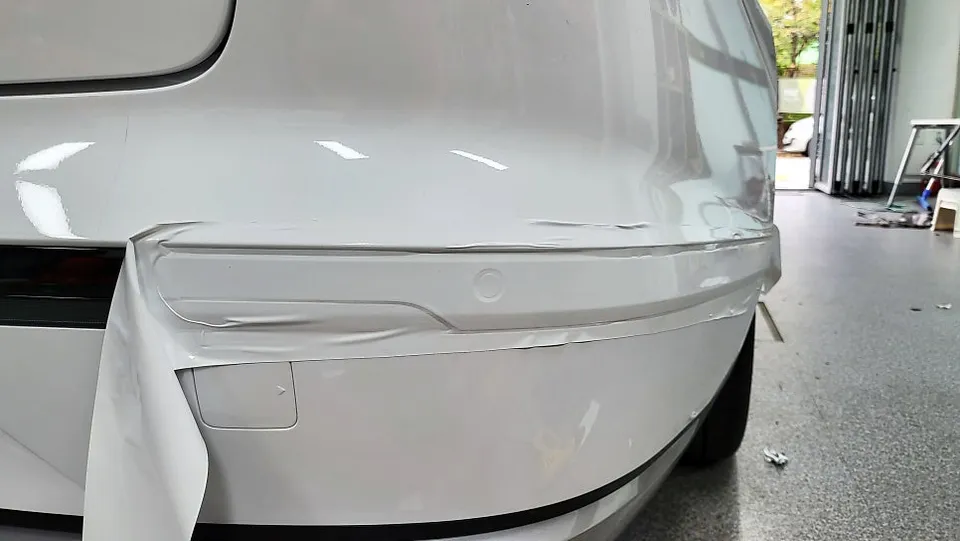 Hyundai Grandeur GN7のカーラッピング事例 施工写真 3-2