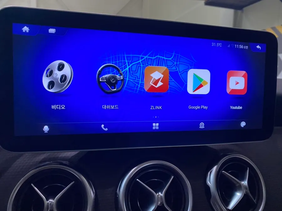 Mercedes-Benz GLAのAndroid Auto・CarPlay取付事例 施工写真 4
