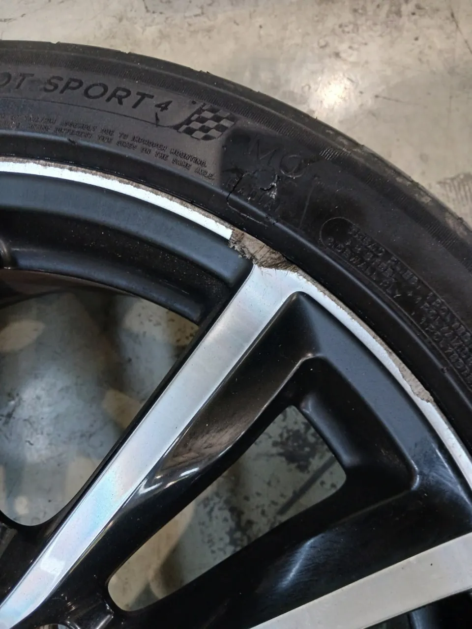 Mercedes-Benz CLA wheel repair - Mercedes-Benz CLA Wheel Repair & Painting Review photo 3
