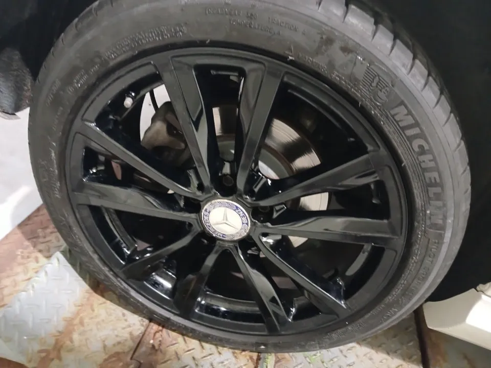 Mercedes-Benz CLAのホイールリペア・塗装事例 施工写真 4-2