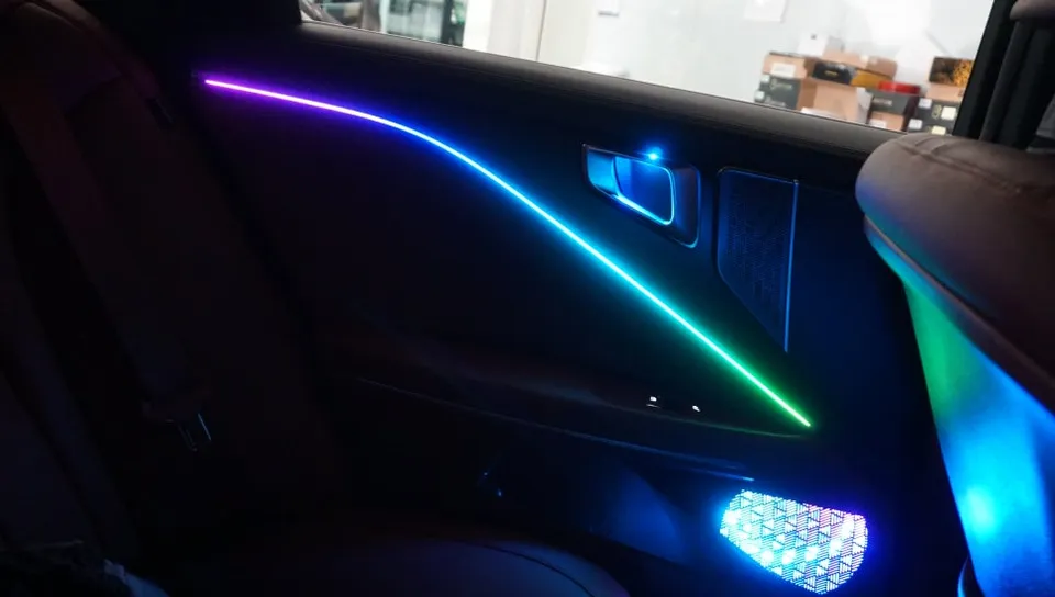 Kia K8 ambient lighting - Kia K8 Ambient Lighting Review: Enhanced Interior Mood photo 6