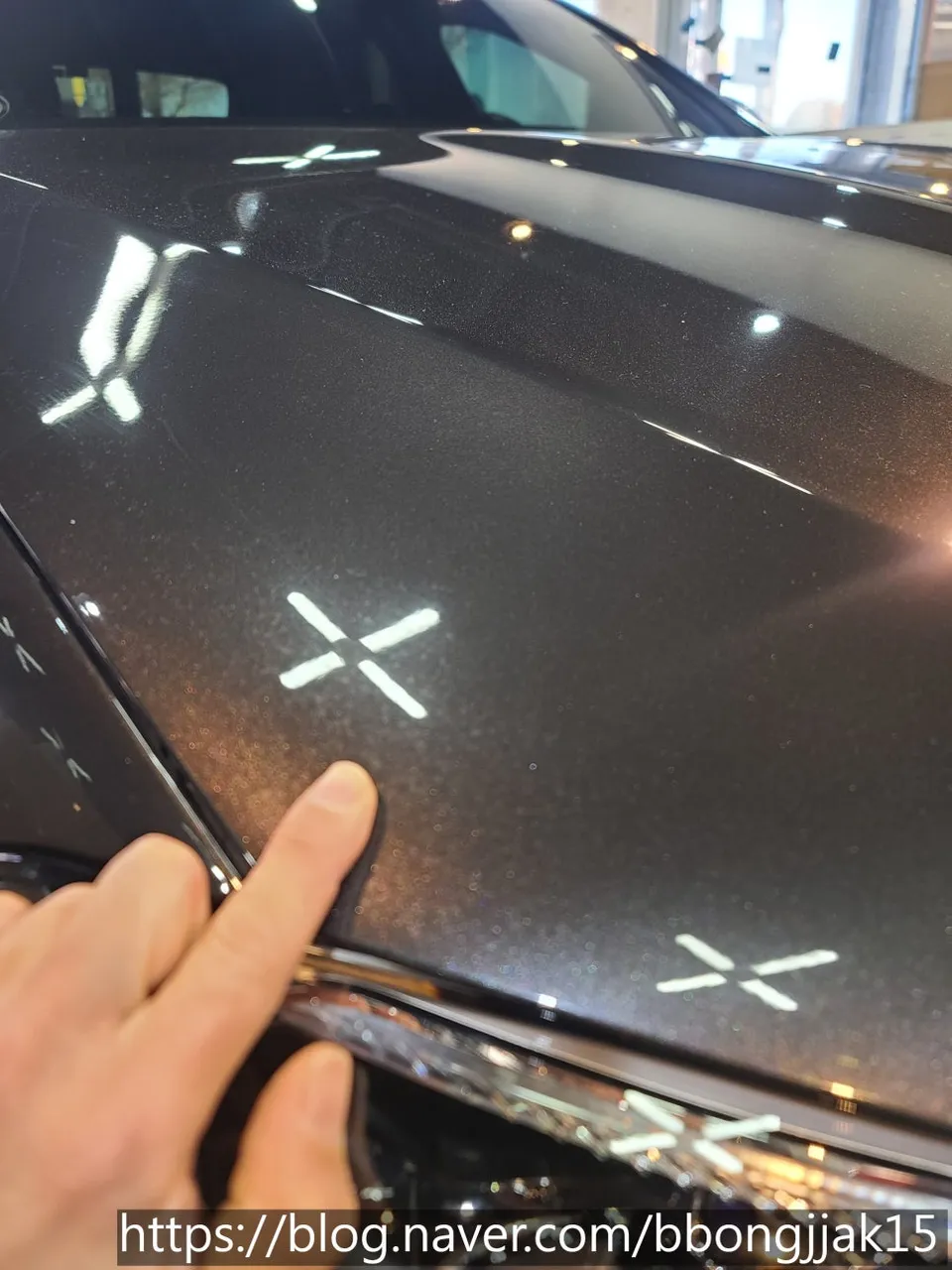 Mercedes-Benz E-Classのガラスコーティング事例 施工写真 4-1