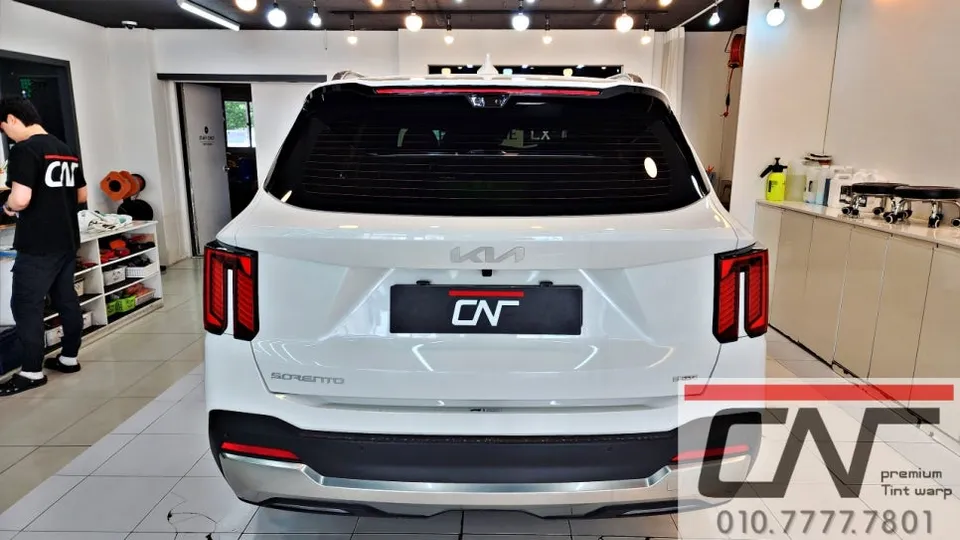 Kia Sorento 4th Gen window tinting - Kia Sorento Window Tinting Review: Enhanced Comfort & Style photo 4