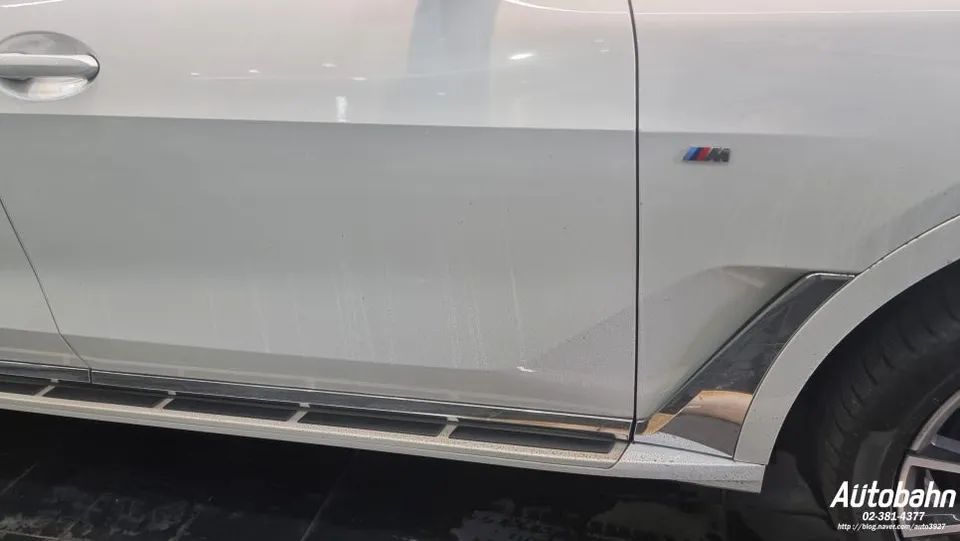 BMW X7のガラスコーティング事例|韓国での施工例 施工写真 2-2