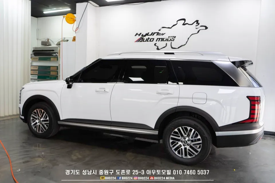 Hyundai Palisadeのカーフィルム施工事例｜費用目安・仕上がり 施工写真 3-1