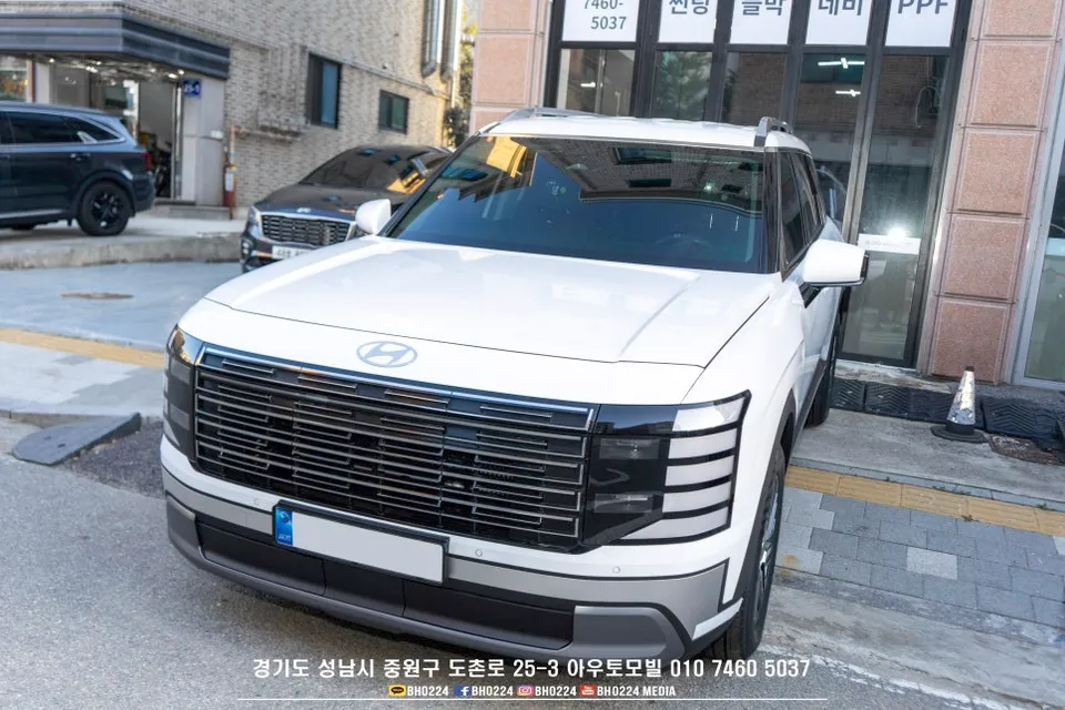 Hyundai Palisadeのカーフィルム施工事例｜費用目安・仕上がり 施工写真 1-2