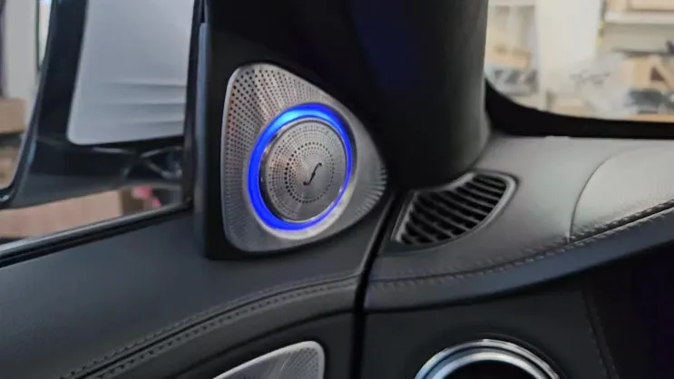 Mercedes-Benz S-Class W222のカーオーディオ施工事例 写真
