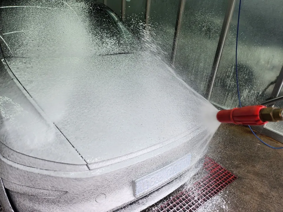 Tesla Model Y PPF施工事例|費用目安と仕上がり 施工写真 3-1