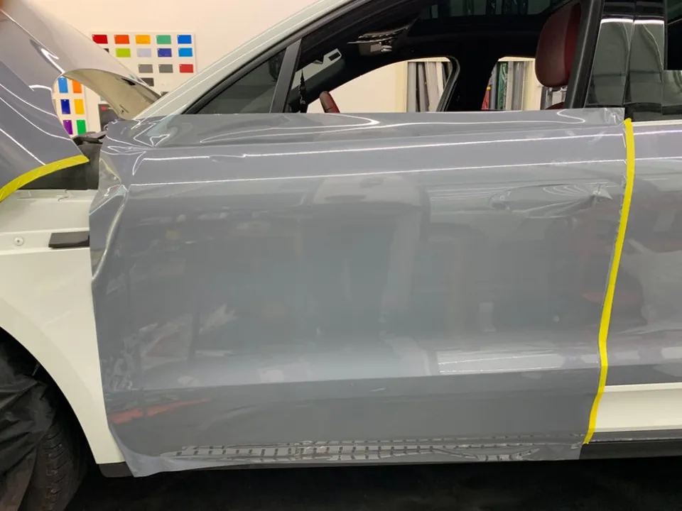 Porsche Macan vinyl wrap - Porsche Macan Vinyl Wrap Review: Cost & Results photo 5