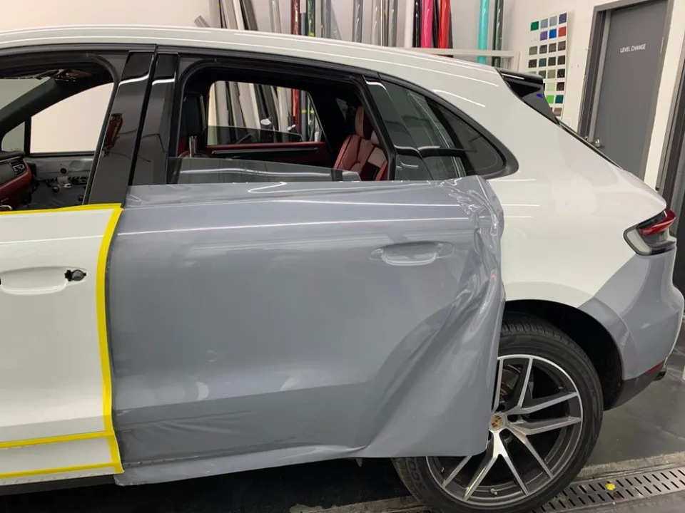 Porsche Macan vinyl wrap - Porsche Macan Vinyl Wrap Review: Cost & Results photo 6
