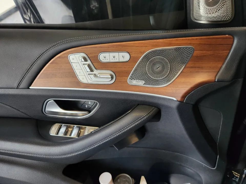 Mercedes-Benz GLE W167 interior customization - Mercedes-Benz GLE Interior Customization Review photo 4