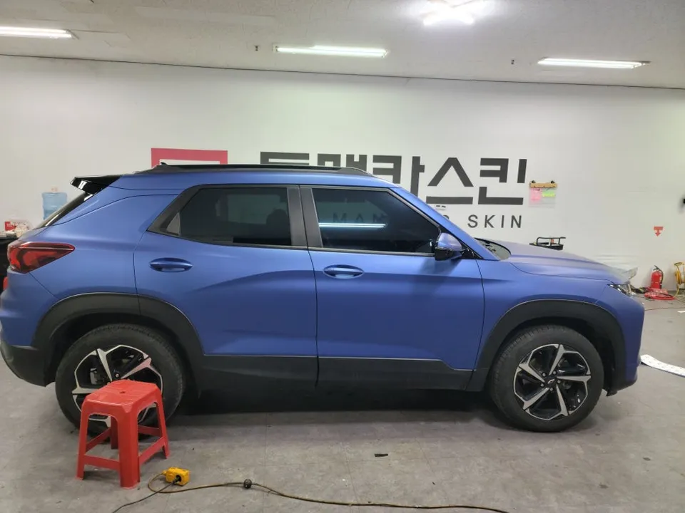 Chevrolet Trailblazer vinyl wrap - Chevrolet Trailblazer Vinyl Wrap Review: Matte Slate Blue Metalli photo 5