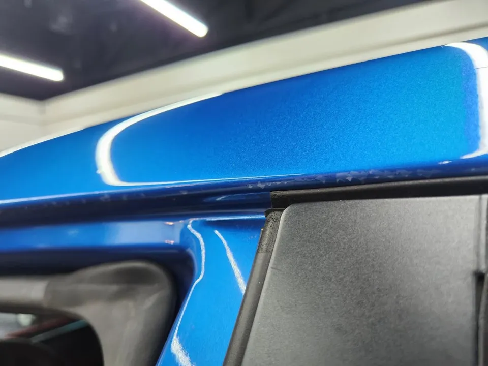 Hyundai Elantraのカーラッピング事例|費用目安・仕上がり 施工写真 1-2