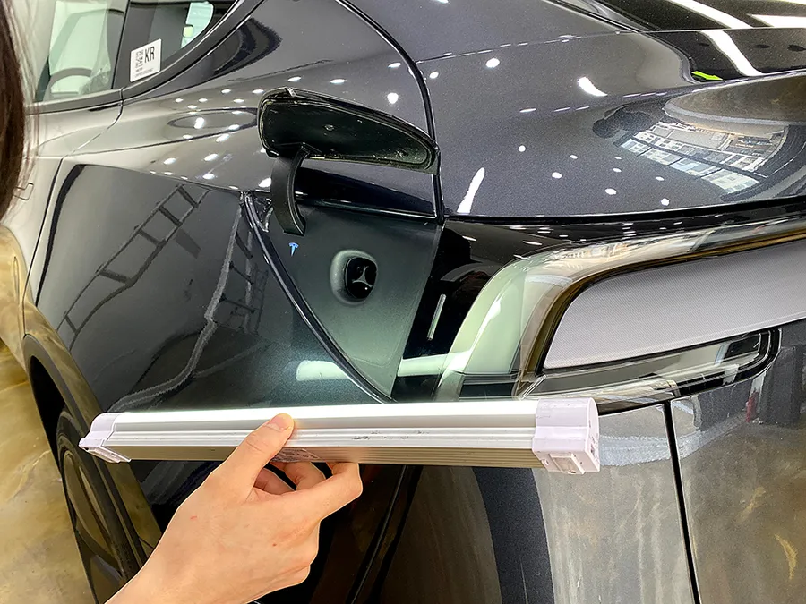 Tesla Model Yのカーフィルム施工事例|費用目安・仕上がり 施工写真 3-2