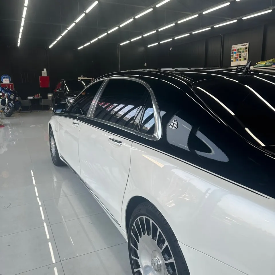 Mercedes-Benz Maybachのカーラッピング事例｜費用目安・仕上がり 施工写真 2-2