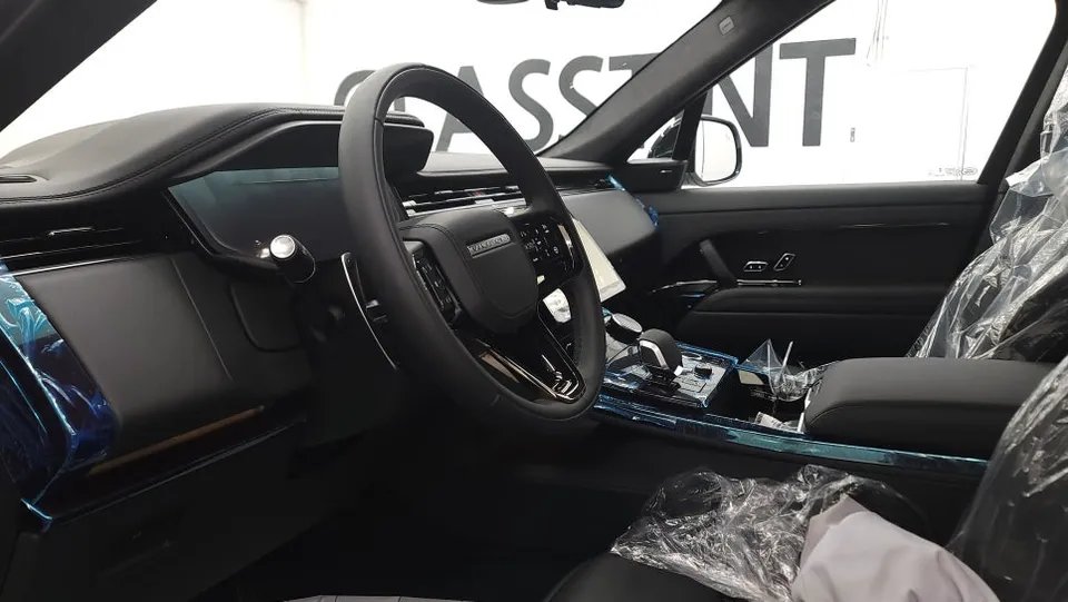 Audi RSのカーフィルム施工事例｜費用目安と仕上がり 施工写真 2-2