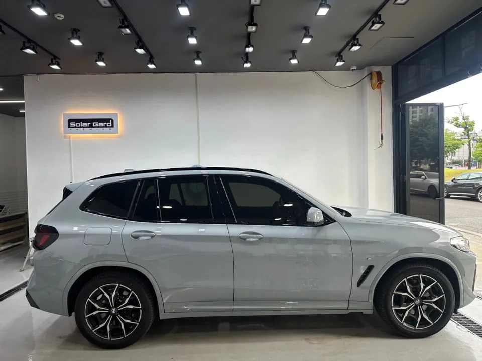 BMW X3のドアエッジPPF施工事例｜傷防止効果と費用目安 施工写真 2