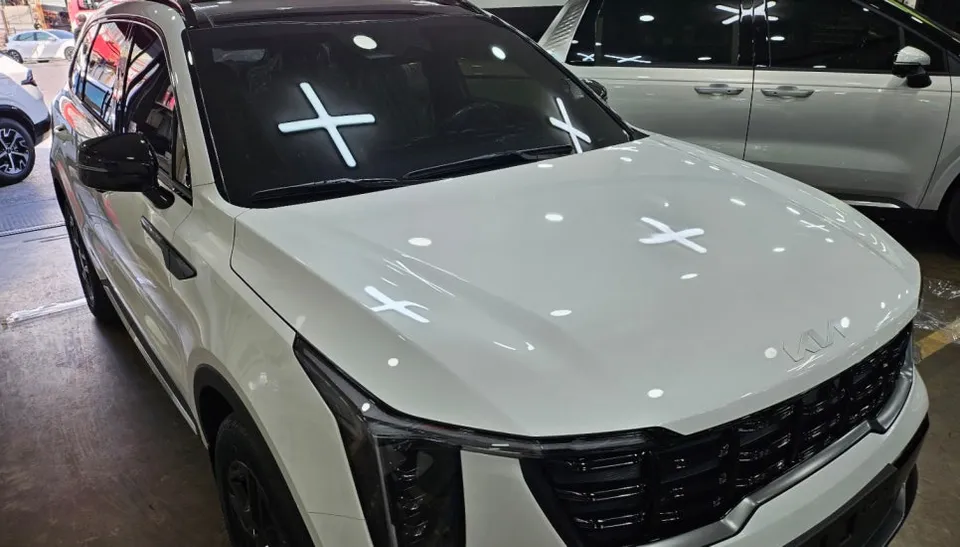 Kia Sorentoのカーフィルム施工事例|費用目安・仕上がり 施工写真 2-1
