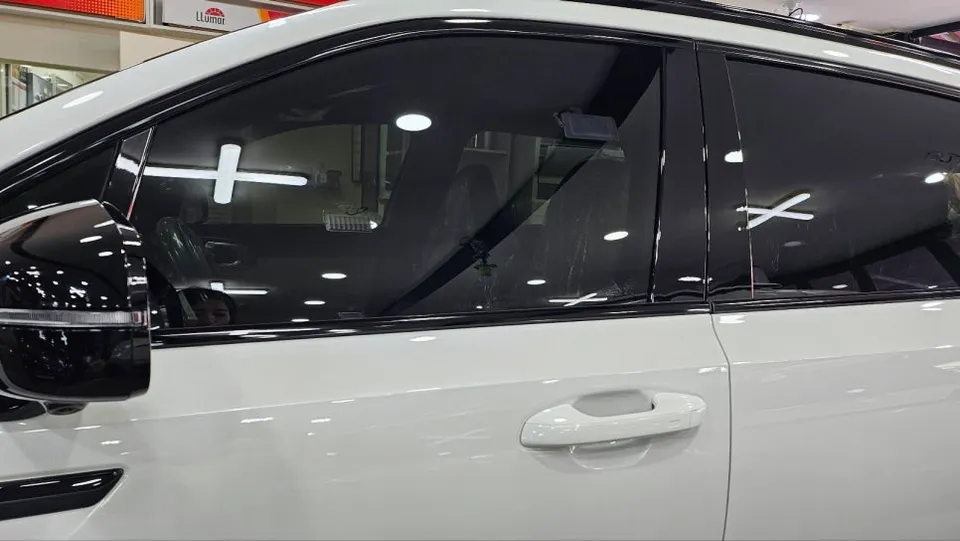 Kia Sorentoのカーフィルム施工事例|費用目安・仕上がり 施工写真 3-2