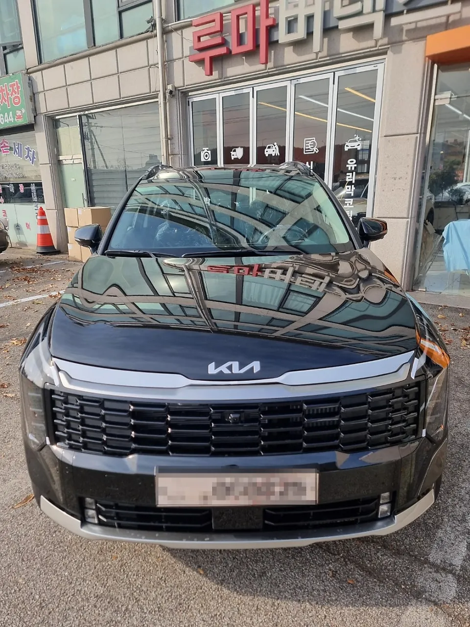 Kia Sportageのドラレコ取付事例｜費用目安と仕上がり 施工写真 2-1