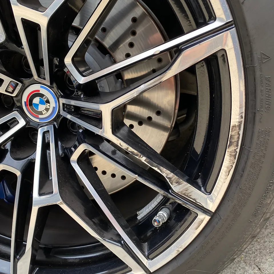 BMW M4 G82 wheel repair - BMW M4 Wheel Repair & Painting Review - Flawless Finish photo 3
