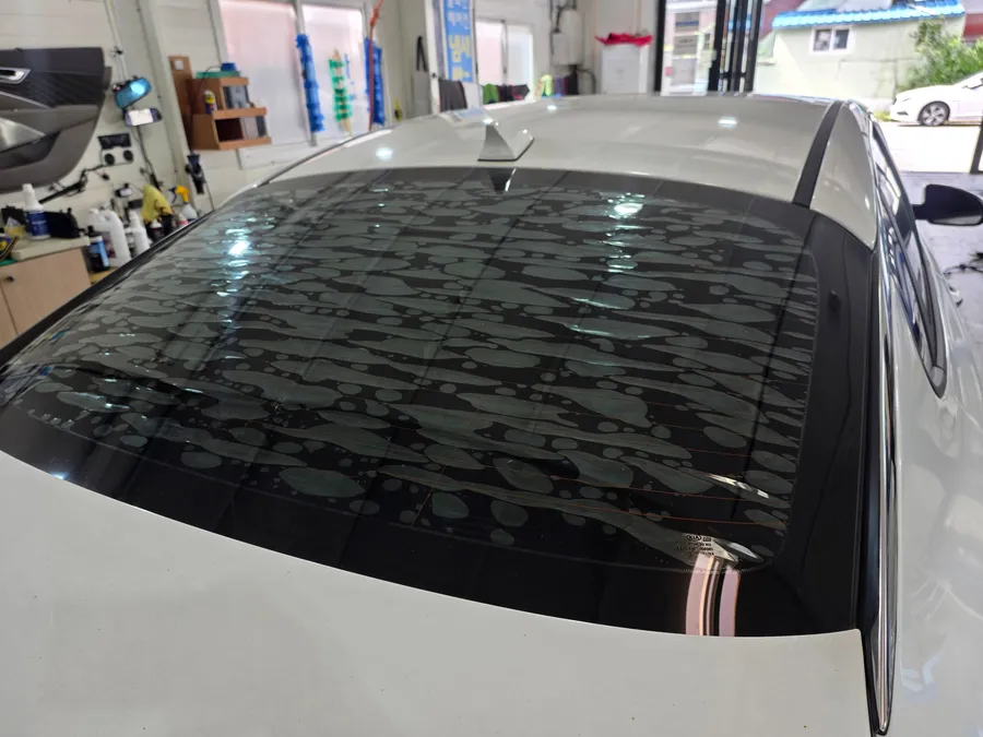Kia K5 DL3のカーフィルム施工事例：費用目安と仕上がり 施工写真 2-1