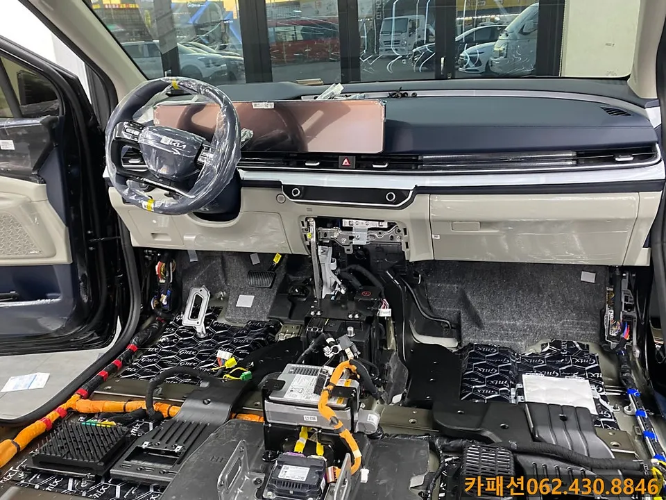 Kia Carnival window tinting - Kia Carnival Window Tinting Review: Cost & Results photo 4