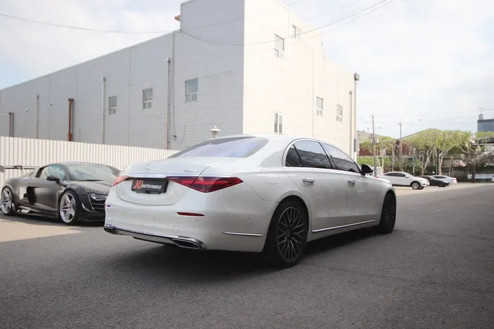 Mercedes-Benz S-Class W223 body kit - Mercedes-Benz S-Class W223 Body Kit Review — Enhanced Aesthetics photo 4