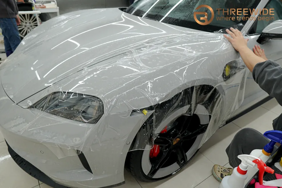 Porsche Taycan PPF施工事例|費用目安と仕上がり 施工写真 3-2