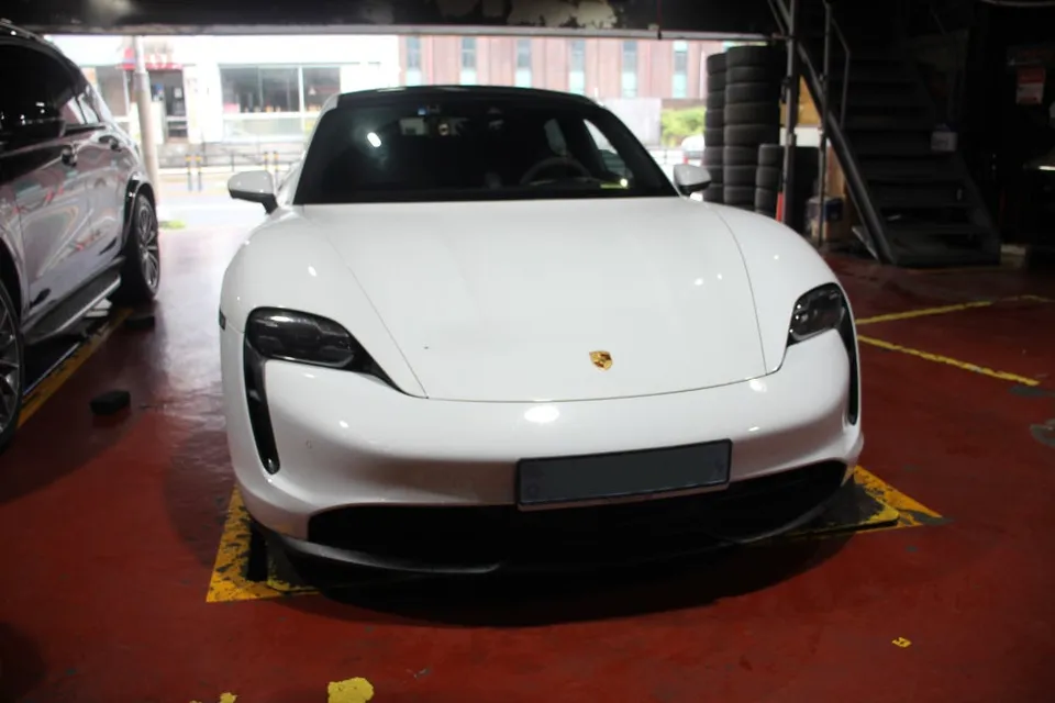 Porsche Taycan wheel repair installation result