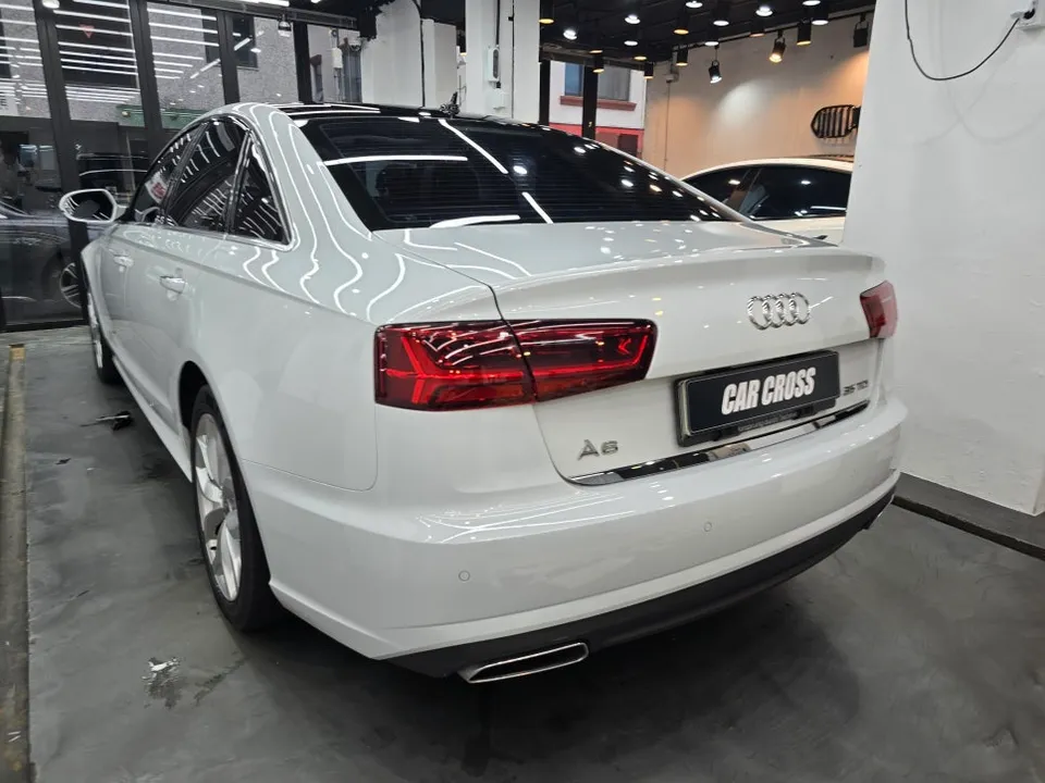 Audi A6のカーラッピング事例｜費用目安・仕上がり 施工写真 2-1