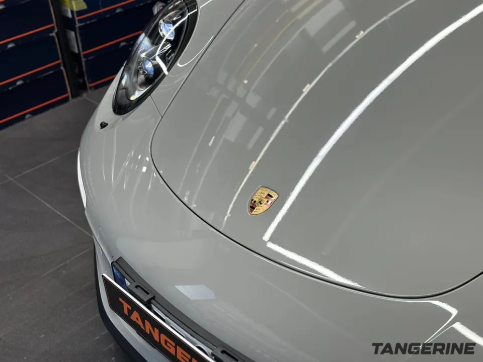 ポルシェ911のカーラッピング事例|PPF上施工の注意点 施工写真 1-3