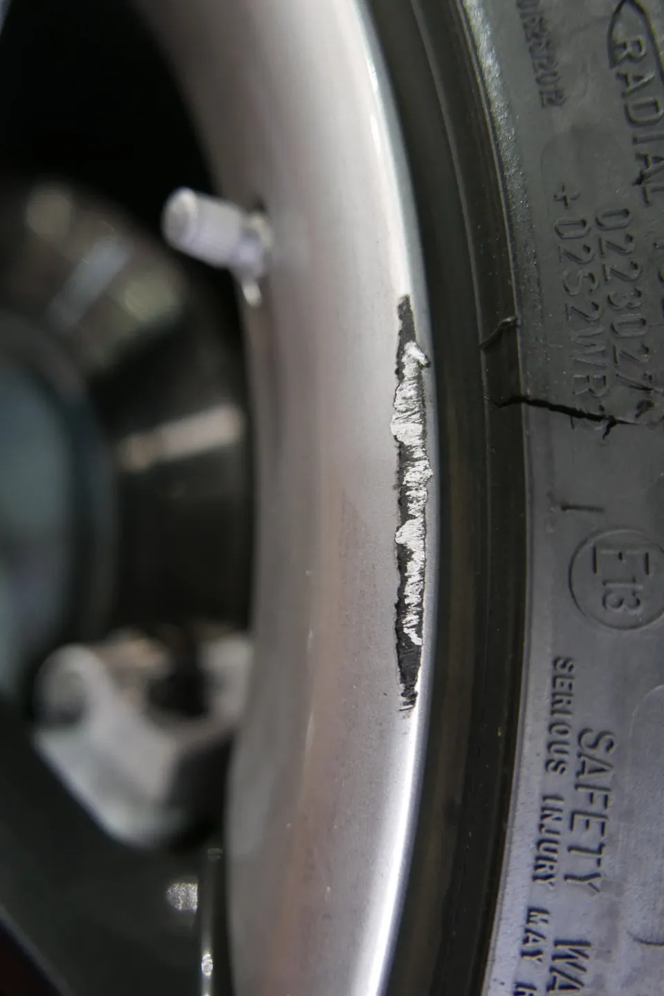 Porsche Taycan 4S wheel repair - Porsche Taycan Wheel Repair & Painting Review - Flawless Finish photo 5