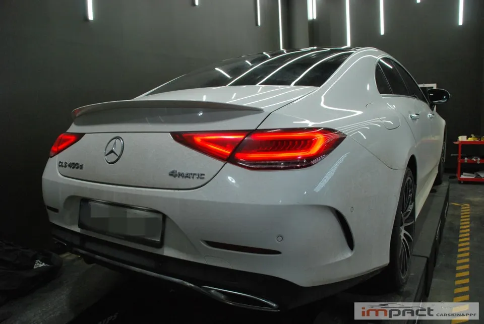 Mercedes-Benz CLSのカーラッピング事例|費用目安・仕上がり 施工写真 2-3