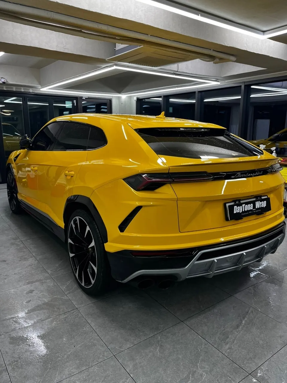 Lamborghini Urus PPF施工事例｜韓国での実例紹介 施工写真 3-1