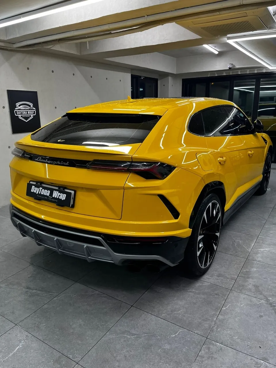 Lamborghini Urus PPF施工事例｜韓国での実例紹介 施工写真 3-2