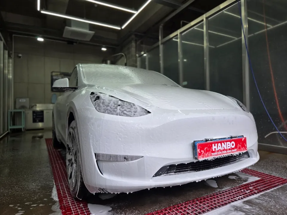 Tesla Model YのPPF施工事例|費用目安・仕上がり 施工写真 2-2